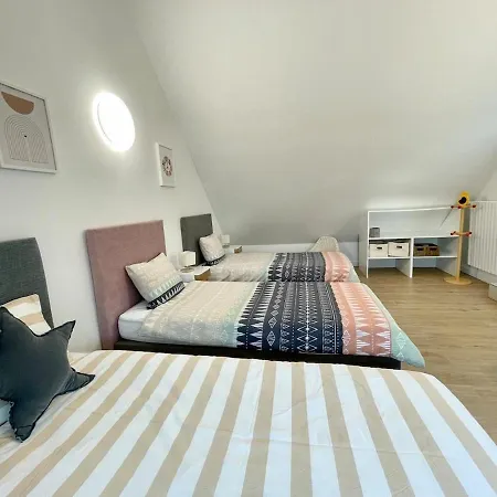 Ti Ar Ch'astel, Maison Avec * Locmariaquer